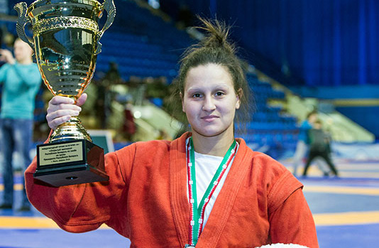 Амбарцумова выиграла этап Кубка мира по самбо