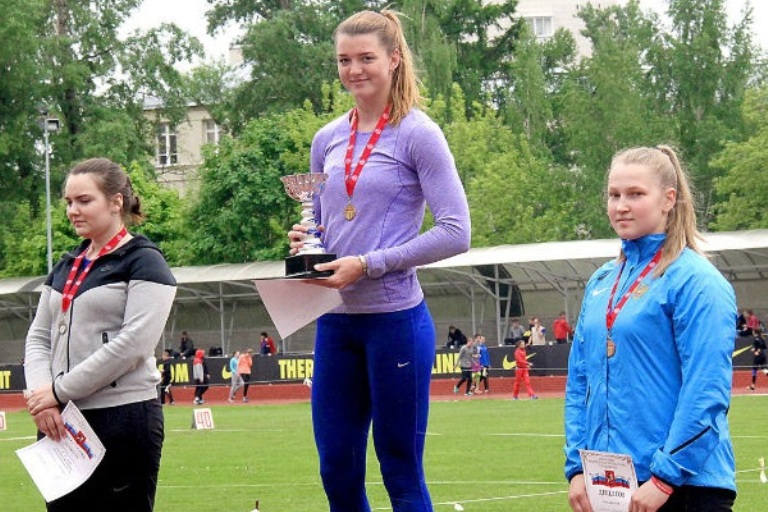 Алена Бугакова успешно выступила на первенстве столицы по легкой атлетике