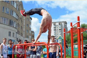 Трюкачи с нашего двора: первый фестиваль уличных видов спорта в Твери