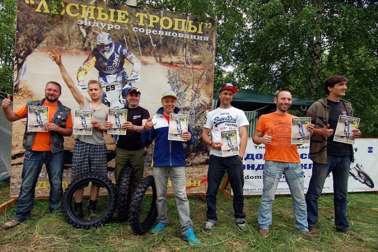 Райдеры из Торжка доехали до пьедестала гонки «Лесные тропы: АТОМ-2017»
