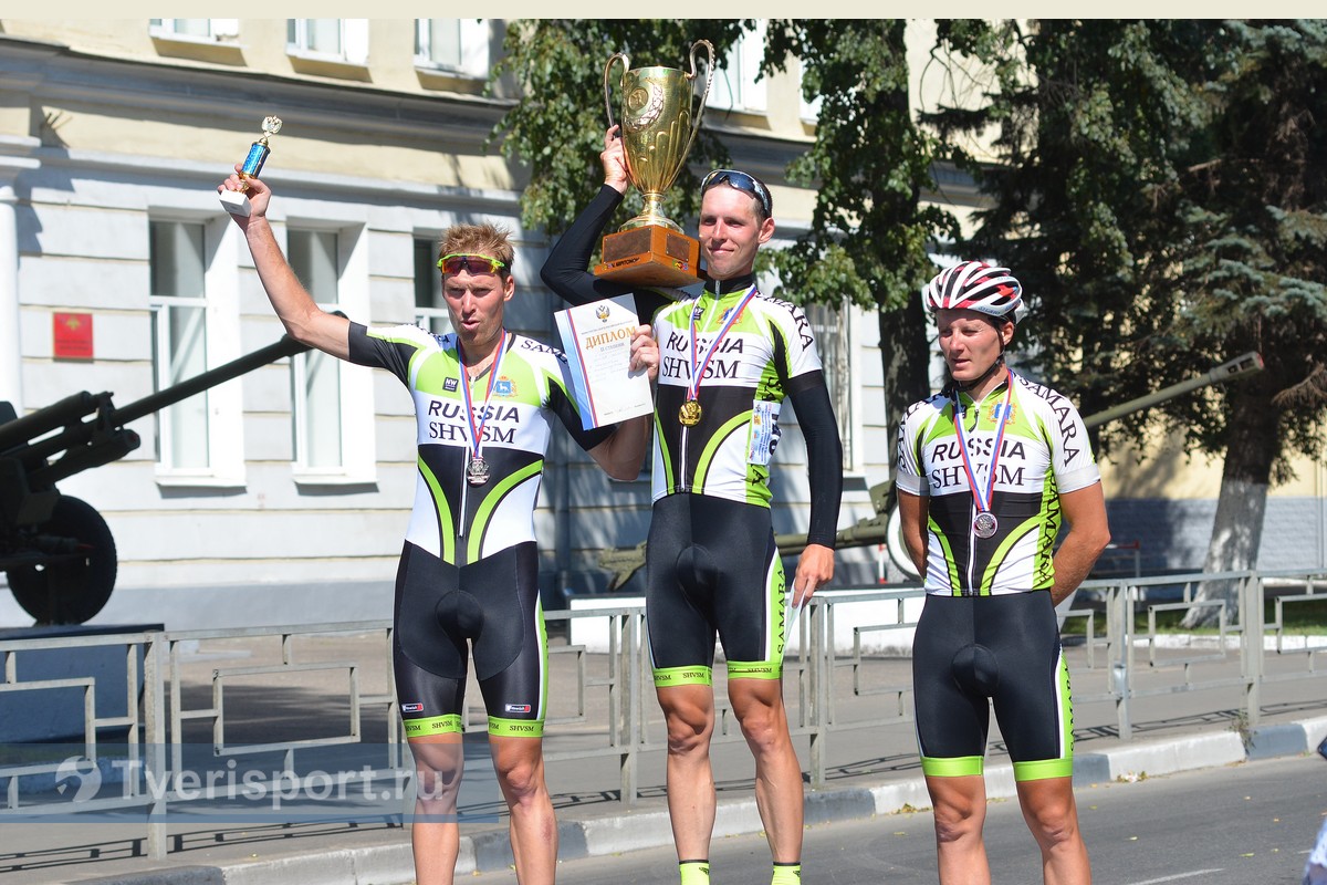 Гонщики Санкт-Петербурга и Самары выиграли в Твери золото России в критериуме