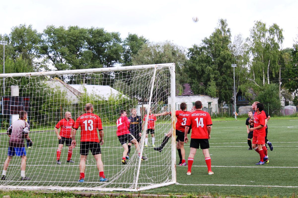 Стартовал «Золотой турнир» в первенстве Тверской области по футболу