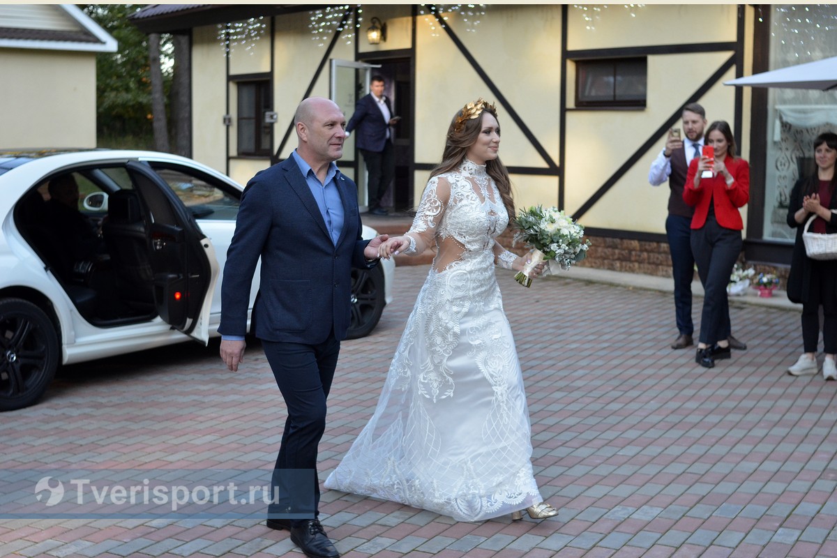 Царская свадьба на Княжьей речке: Первухин и Черезова поженились в лесу