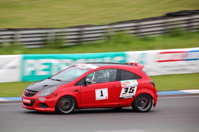 Opel Corsa OPC Алексей Вдовин Фото Алиса Зацаринная