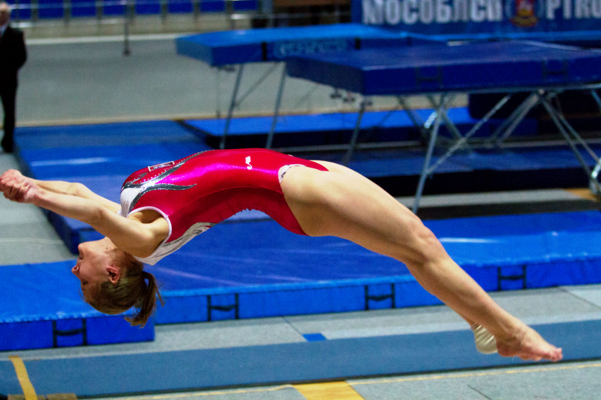 Спортсмены из Торжка стали победителями Кубка области по прыжкам на АКД