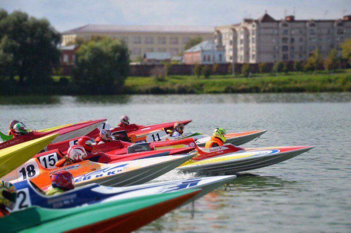 Конаковские пилоты – победители Кубка области по водно-моторному спорту