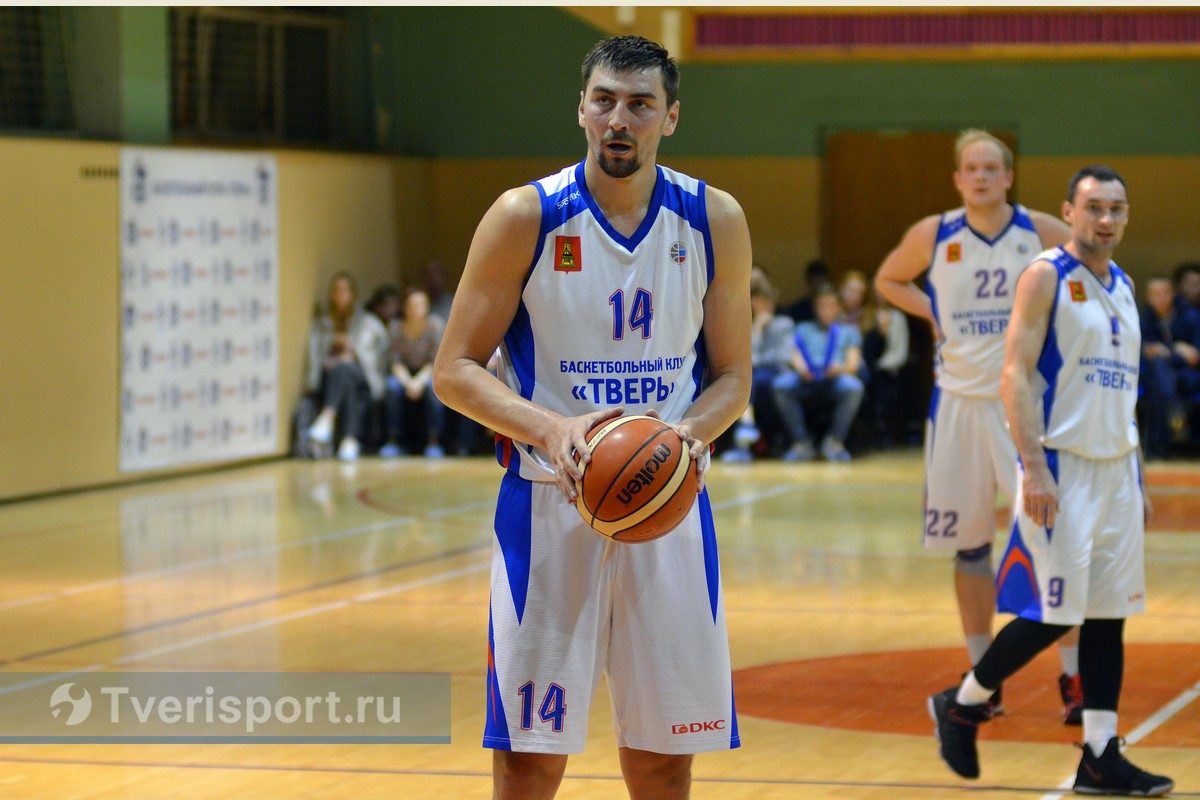 Артем Денисов: «В Курске пришлось играть в четыре центровых с одним разыгрывающим»