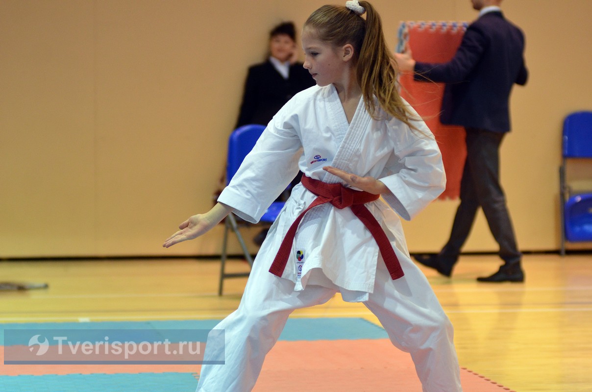 Мини-мисс России и мира покорила подиум тверского турнира по каратэ