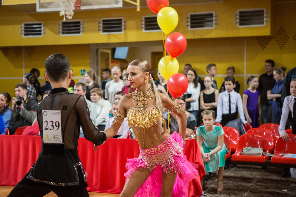 В Твери пройдет танцевально-спортивный праздник «В гостях у Деда Мороза»
