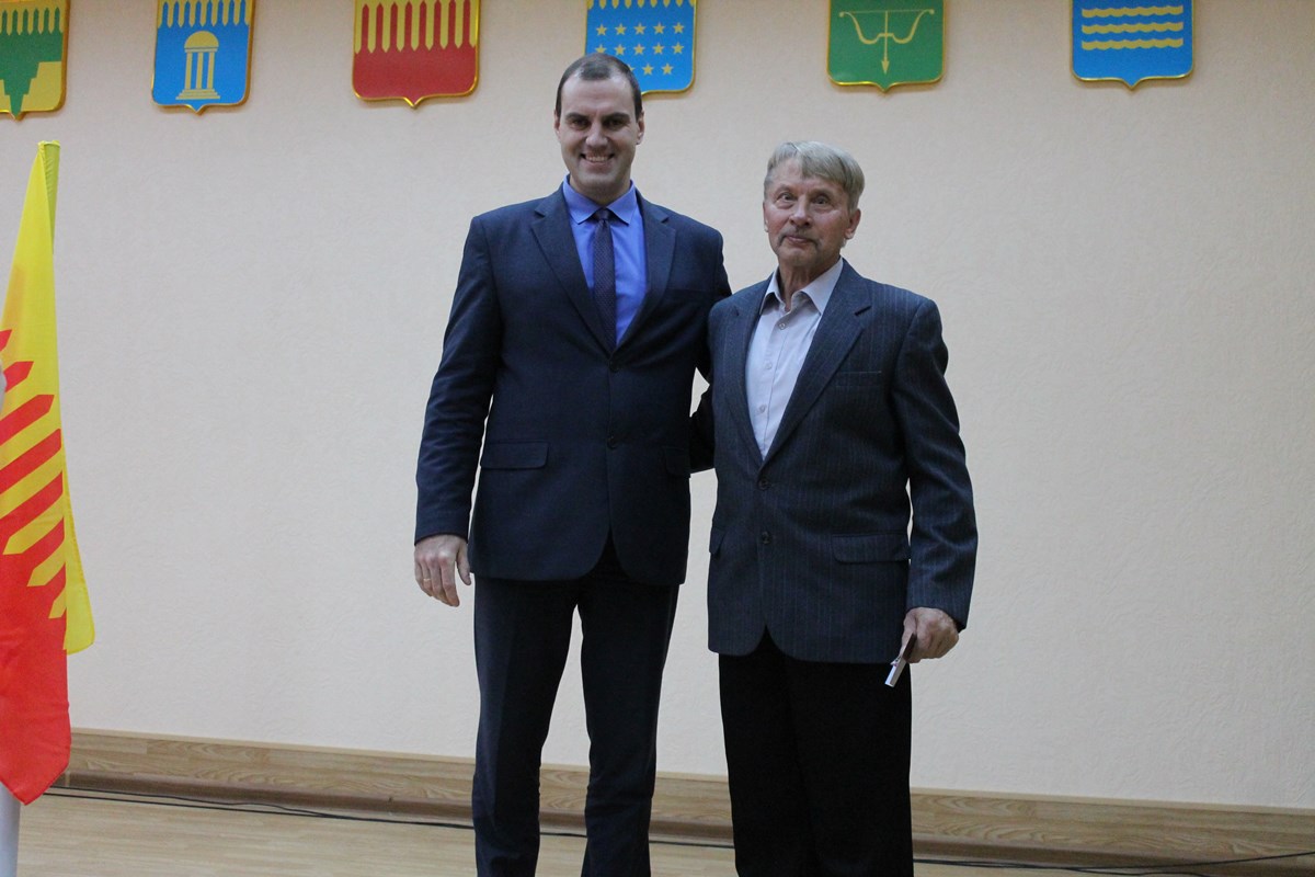 Брат и три сестры из зубцовской деревни получили золотые знаки ГТО