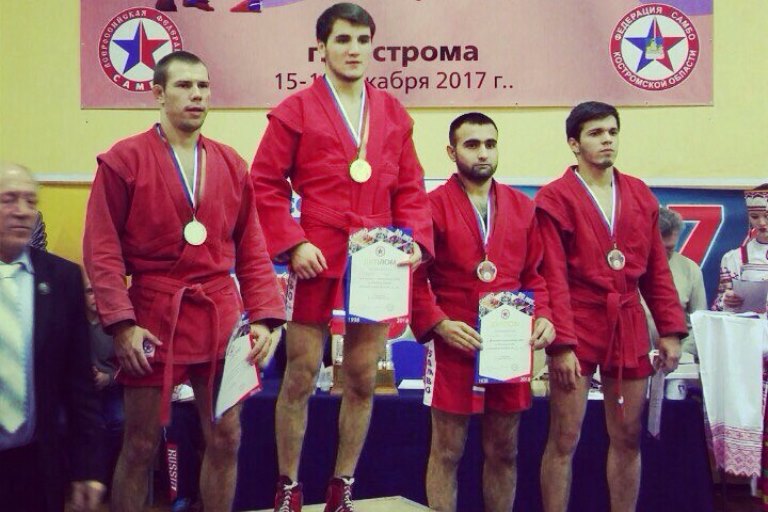 Тверские борцы завоевали полный комплект медалей чемпионата ЦФО по боевому самбо