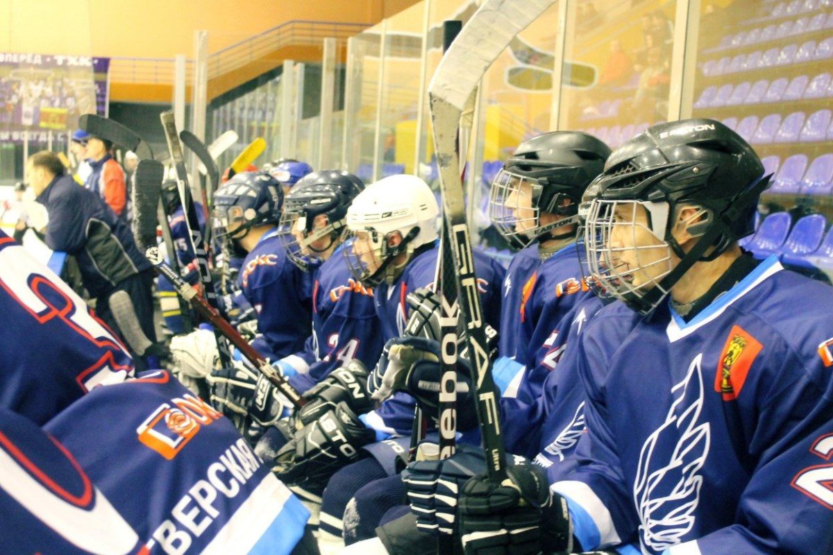 Тверским хоккеистам не помогли родные стены