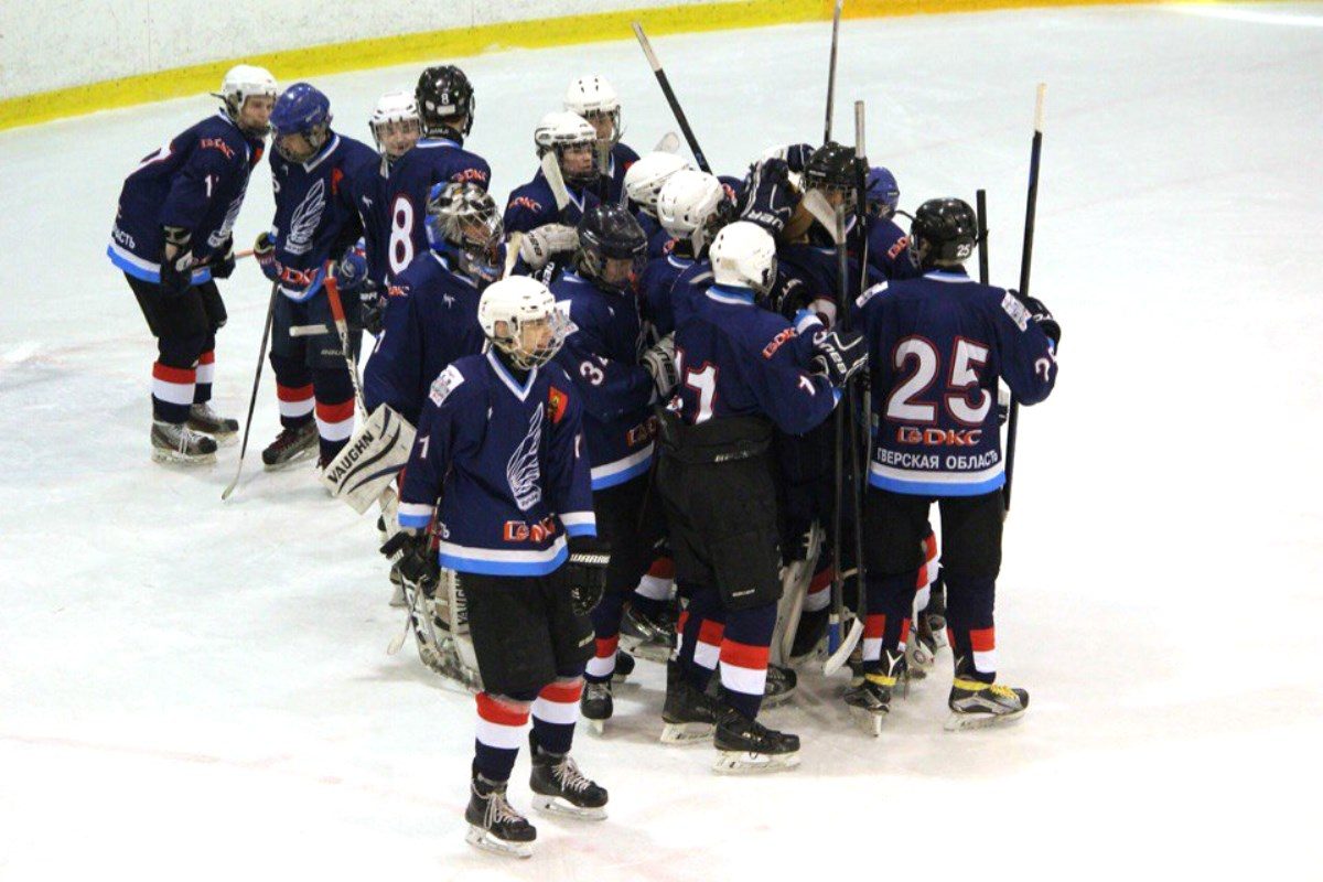 Тверские юниоры завершили год разгромной победой над хоккеистами из Клина