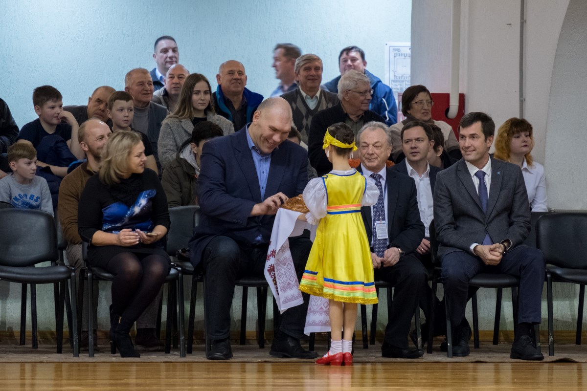 Николай Валуев: «По тактическим приемам и стратегическим просчетам бокс не уступает шахматам»