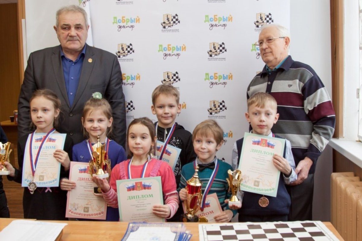 Виктор Лапшин и Ольга Щеглова – победители первенства Тверской области по шахматам