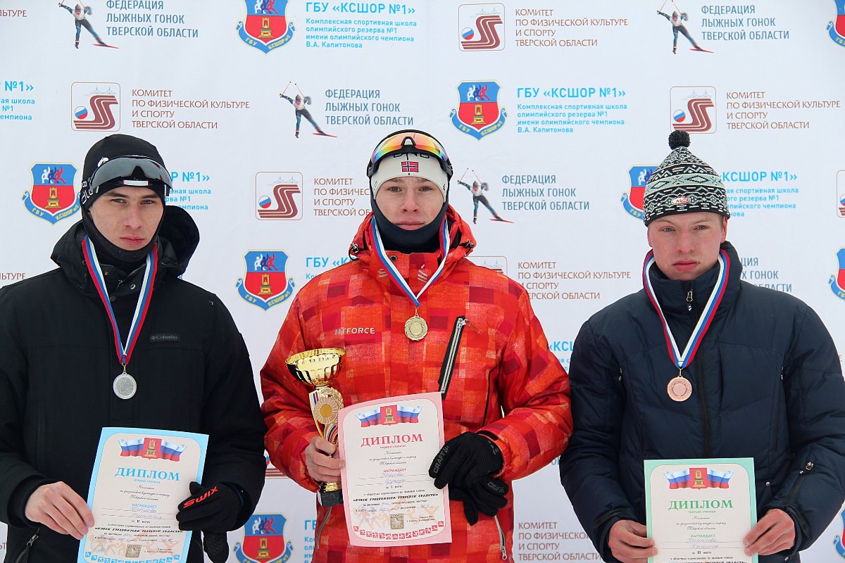 На Кубок губернатора: под Тверью состоялась премьера новых региональных соревнований по лыжным гонкам