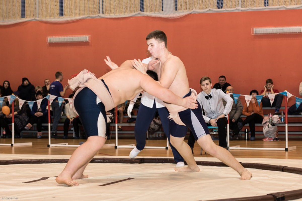 Осташи завоевали почти все золото чемпионата и первенств Тверской области по сумо