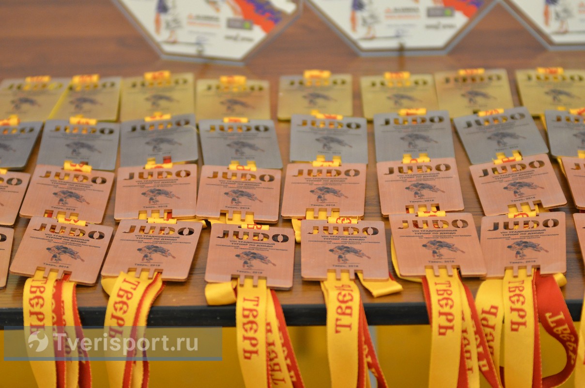 В Твери лучшим дзюдоистам вручили призы СОБРа Росгвардии
