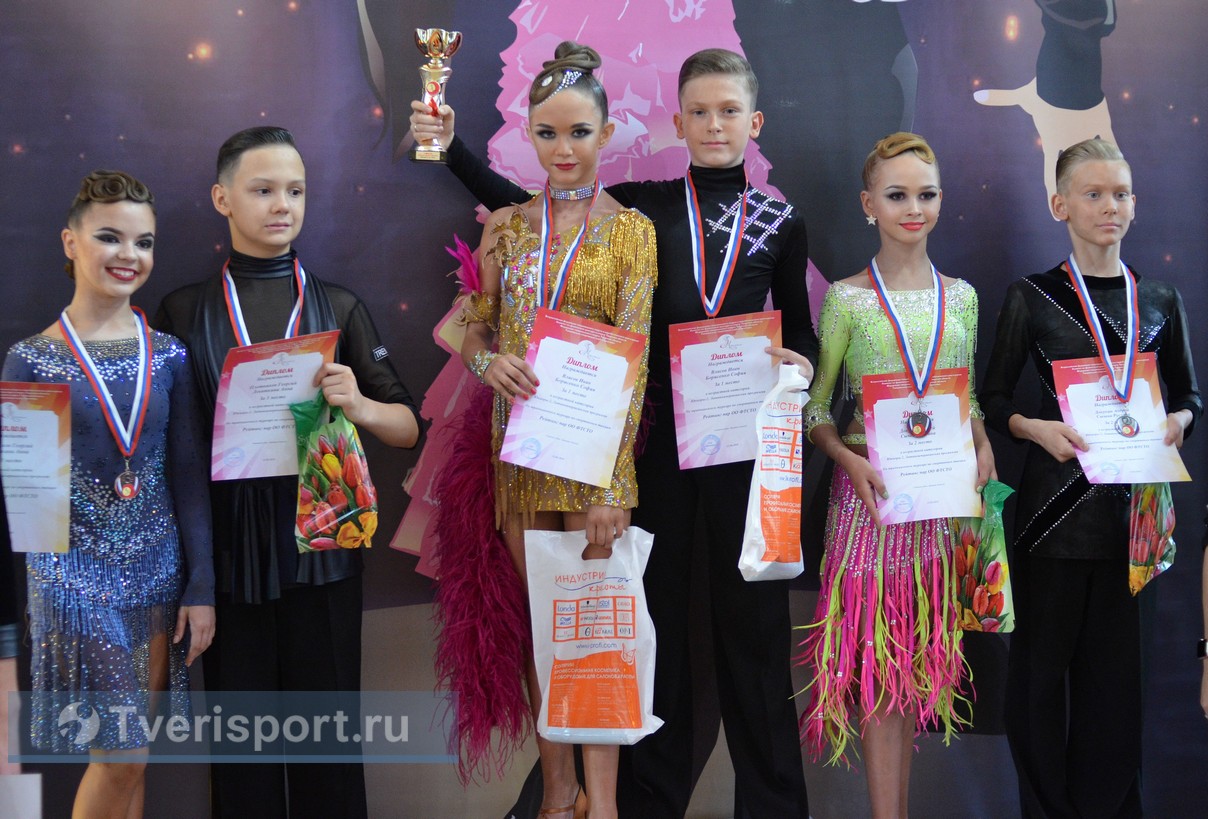 В Твери танцоры из разных регионов страны стали обладателями ПРЕСТИЖных кубков и медалей