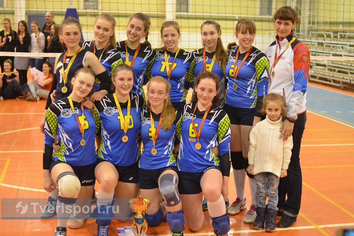 Непобедимые девушки: «Волжанка» за один сезон собрала все титулы тверского волейбола