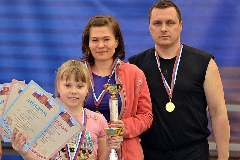 Семья главы Сандовского района отстояла звание самой спортивной в Тверской области