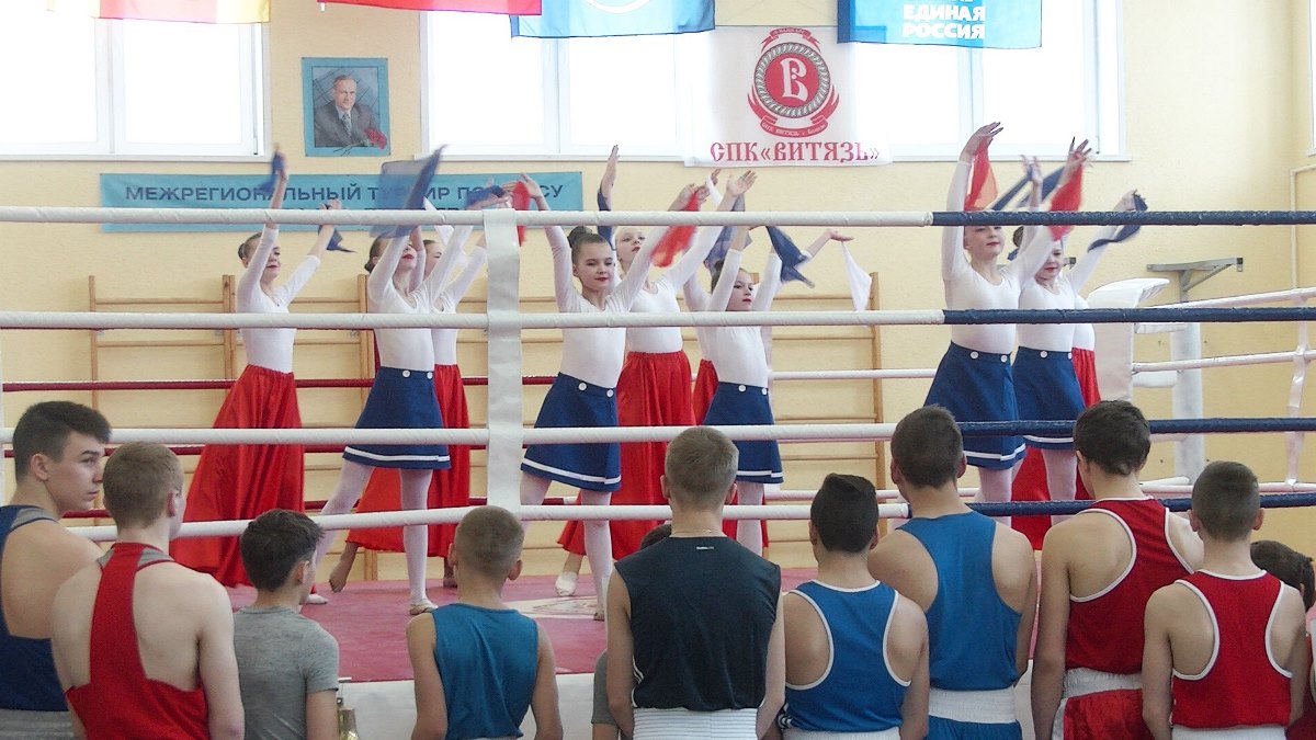 В Бологое прошли кулачные бои за золото области