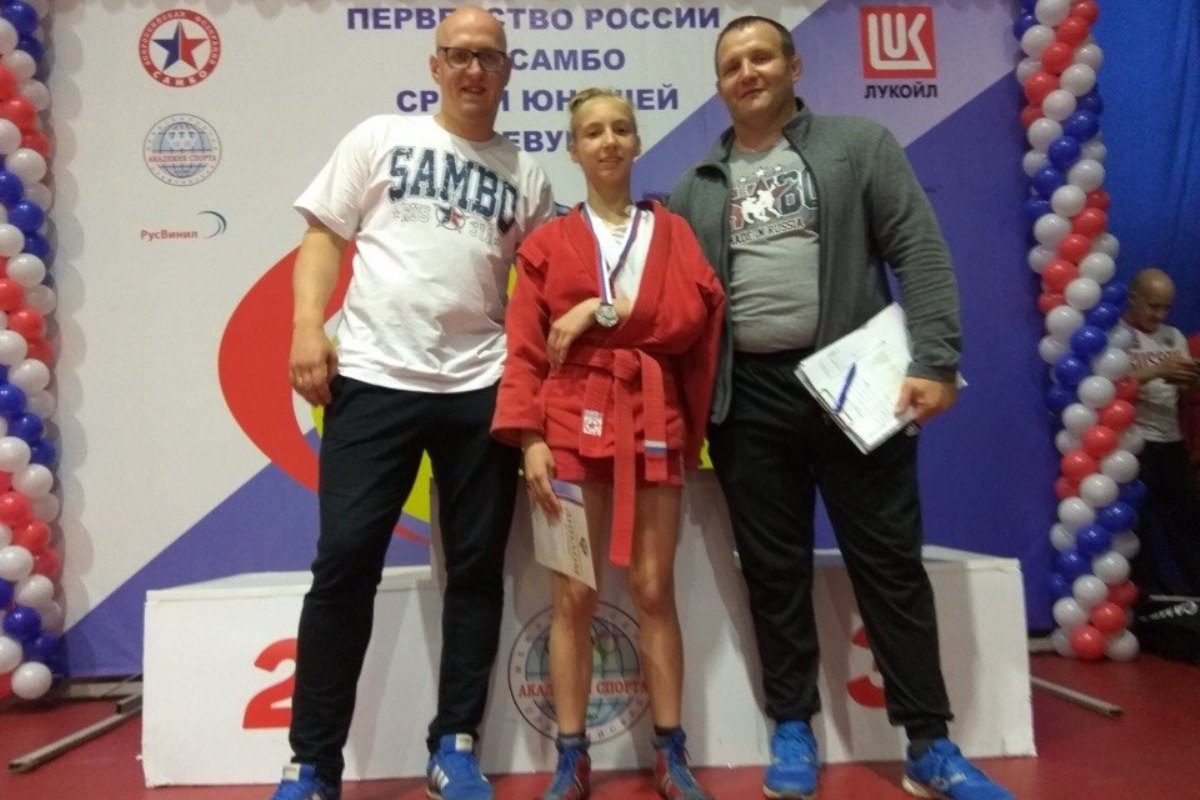Тверская самбистка с травмированной рукой стала призером первенства России