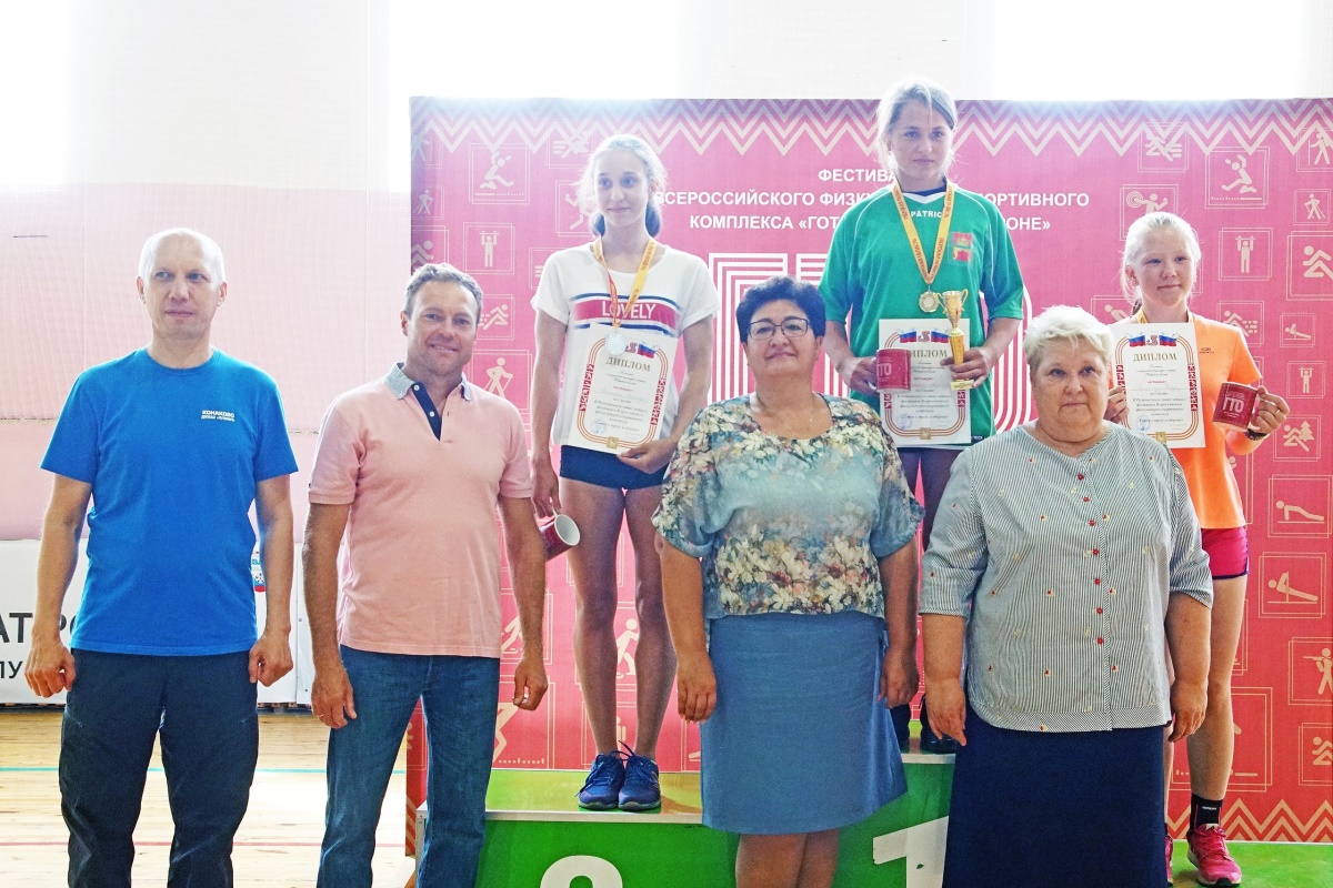 Школьники Озерного, Калининского и Конаковского районов лучше всех готовы к труду и обороне