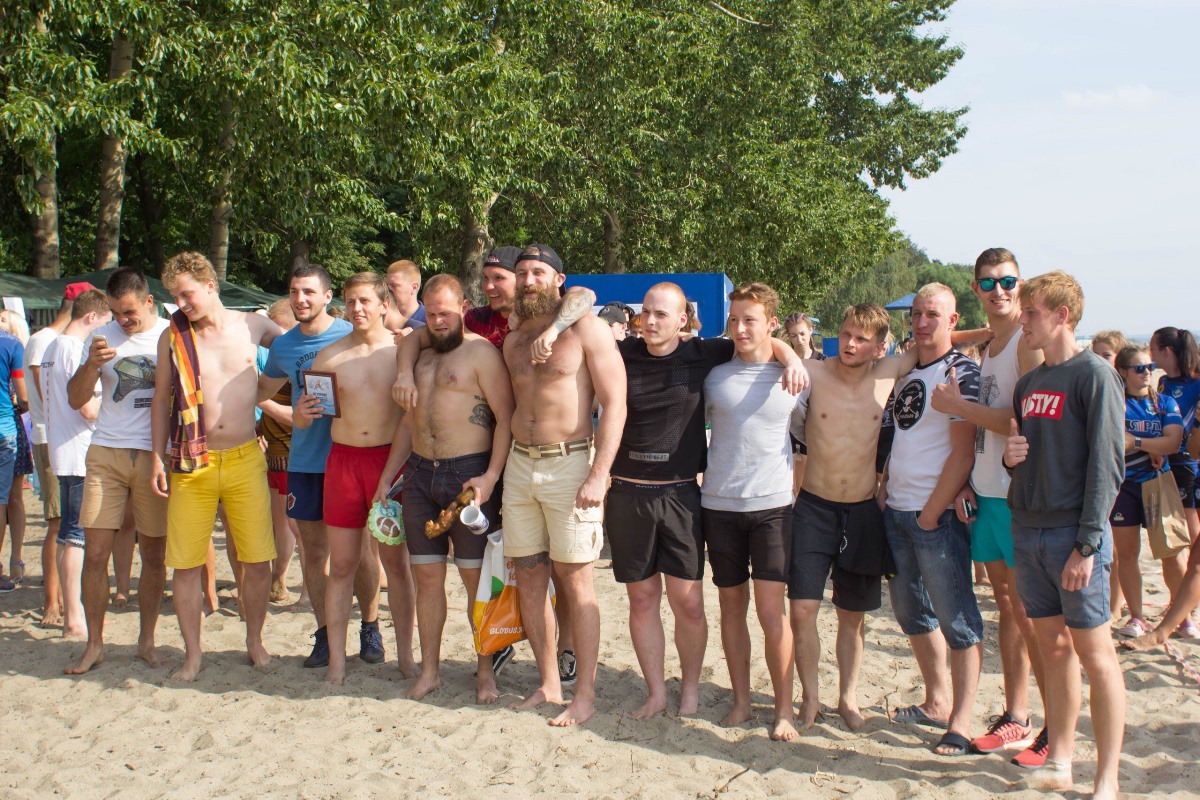 Тверские регбисты завоевали кубок и ящик пива в Ярославле