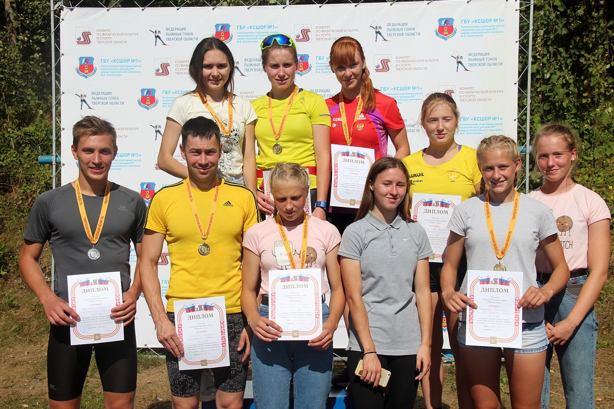 Алексей Соловьев и Ирина Микешина стали чемпионами Тверской области по лыжероллерам