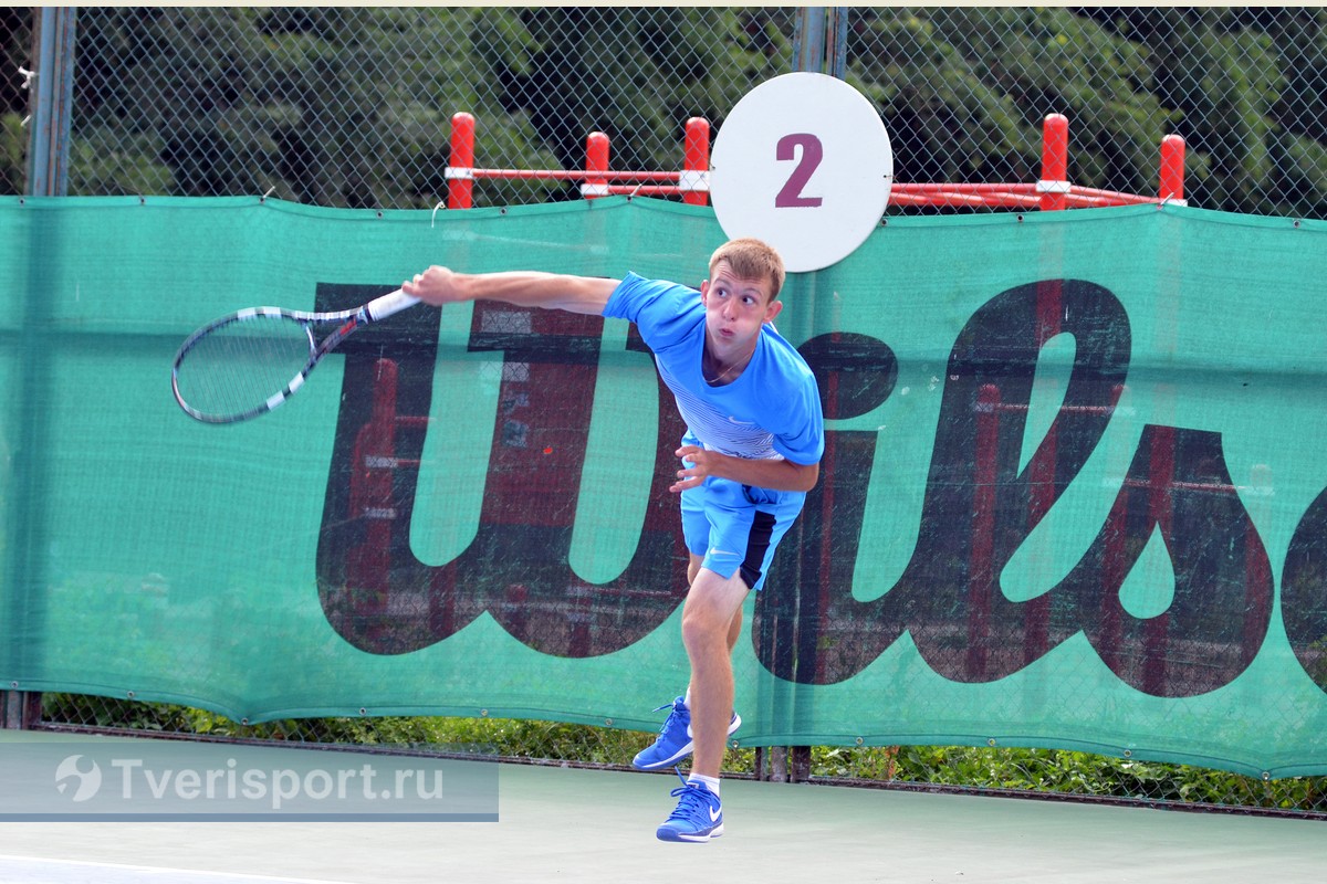 5:0 в пользу молодежи: завершился чемпионат Тверской области по теннису