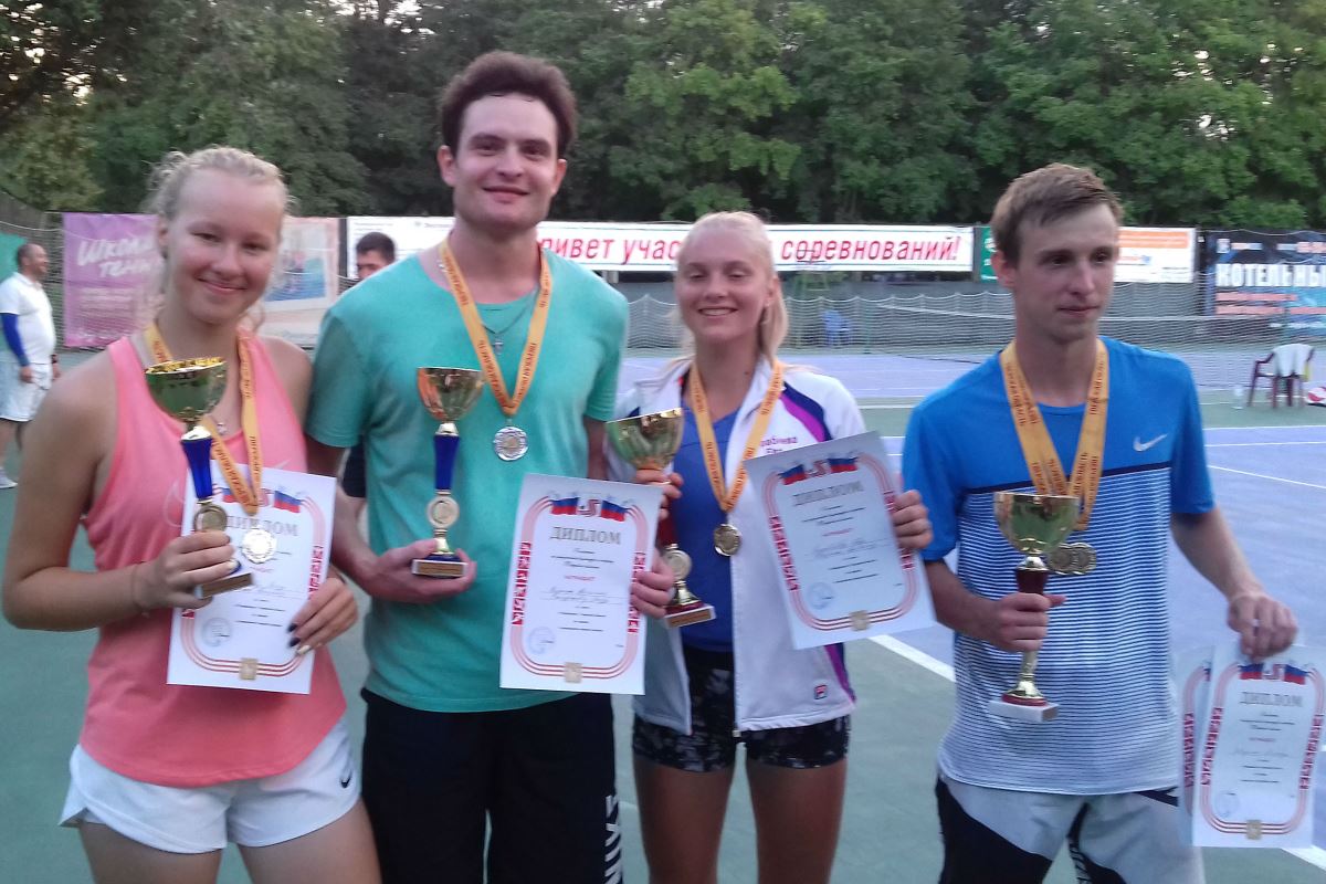 5:0 в пользу молодежи: завершился чемпионат Тверской области по теннису