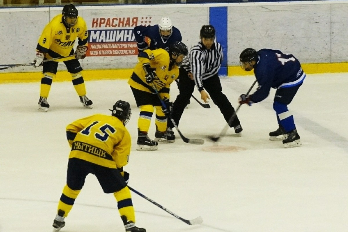 Одна победа на всех: «Тверичи» сразились с «Атлантом»