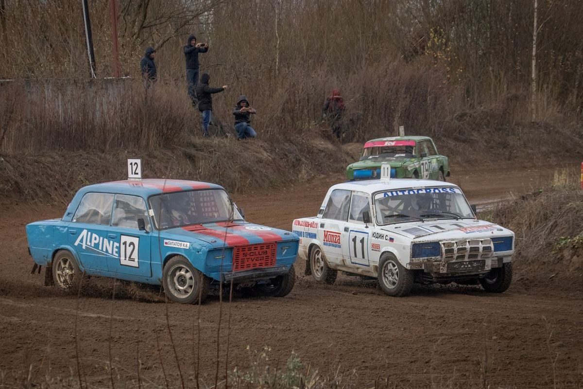 Дебютант дал бой лидерам: разыграны медали чемпионата Твери и Кубка области по автокроссу