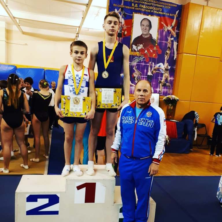 Тверские акробаты покорили подиум всероссийских соревнований