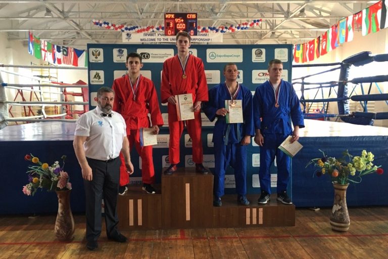 Универсальные бойцы из Тверской области поднялись на российский пьедестал почета Универсальные бойцы из Тверской области поднялись на российский пьедестал почета