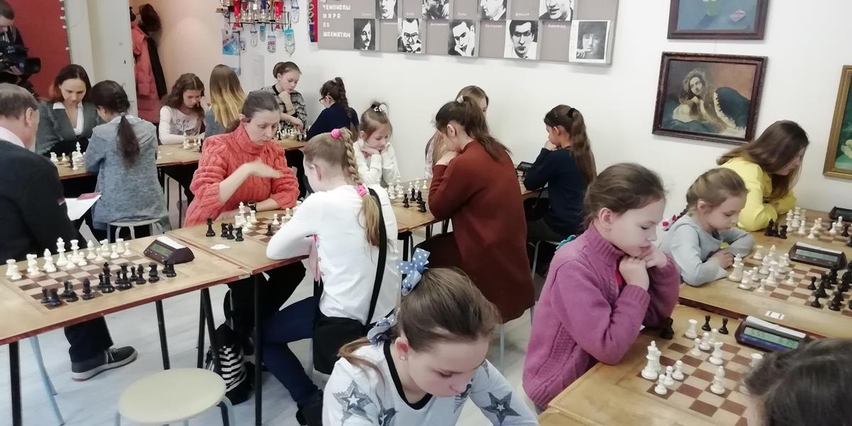 Тверская гимназистка стала чемпионкой области по быстрым шахматам