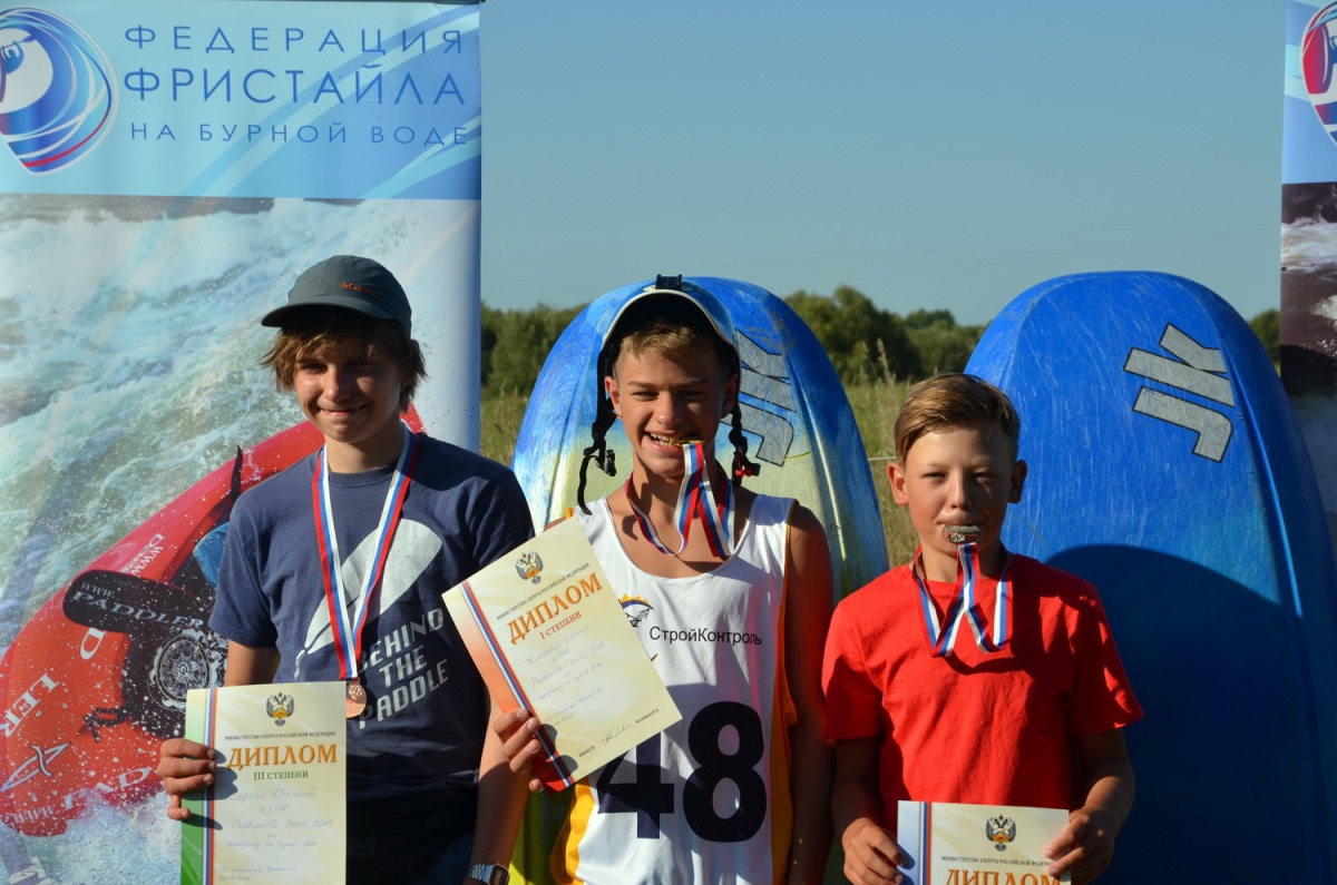 14-летний гимназист стал первым чемпионом Тверской области по фристайлу на бурной воде