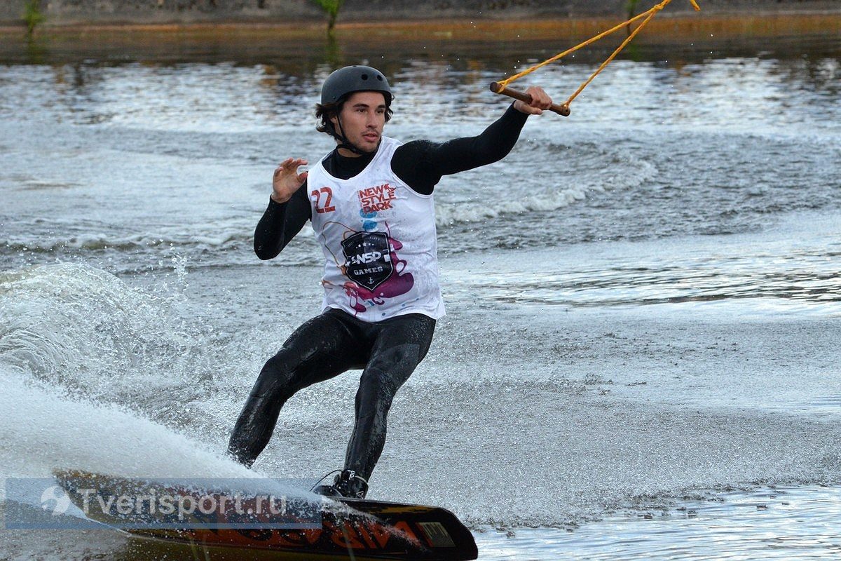 Трюки на воде: фоторепортаж с открытого чемпионата Тверской области по  кабельному вейкбордингу