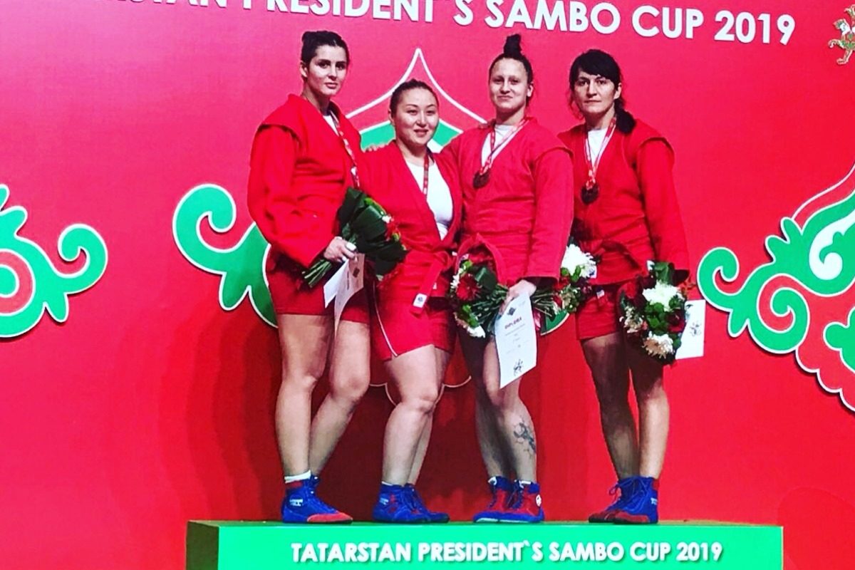 Дайна Амбарцумова поднялась на пьедестал почета международного турнира