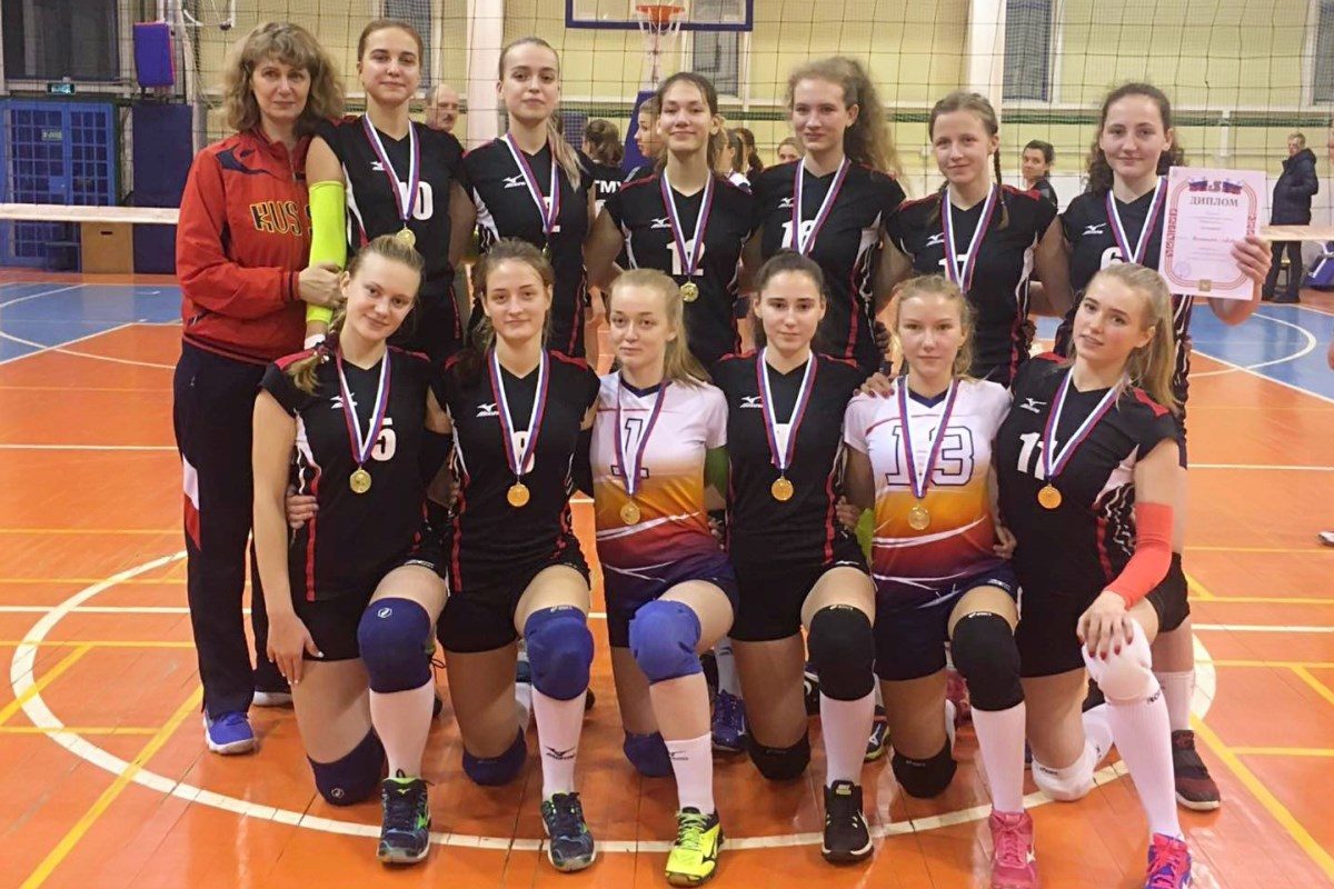 «Волжанка» снова чемпионка: в финале волейболистки Твери обыграли «деревенскую» команду
