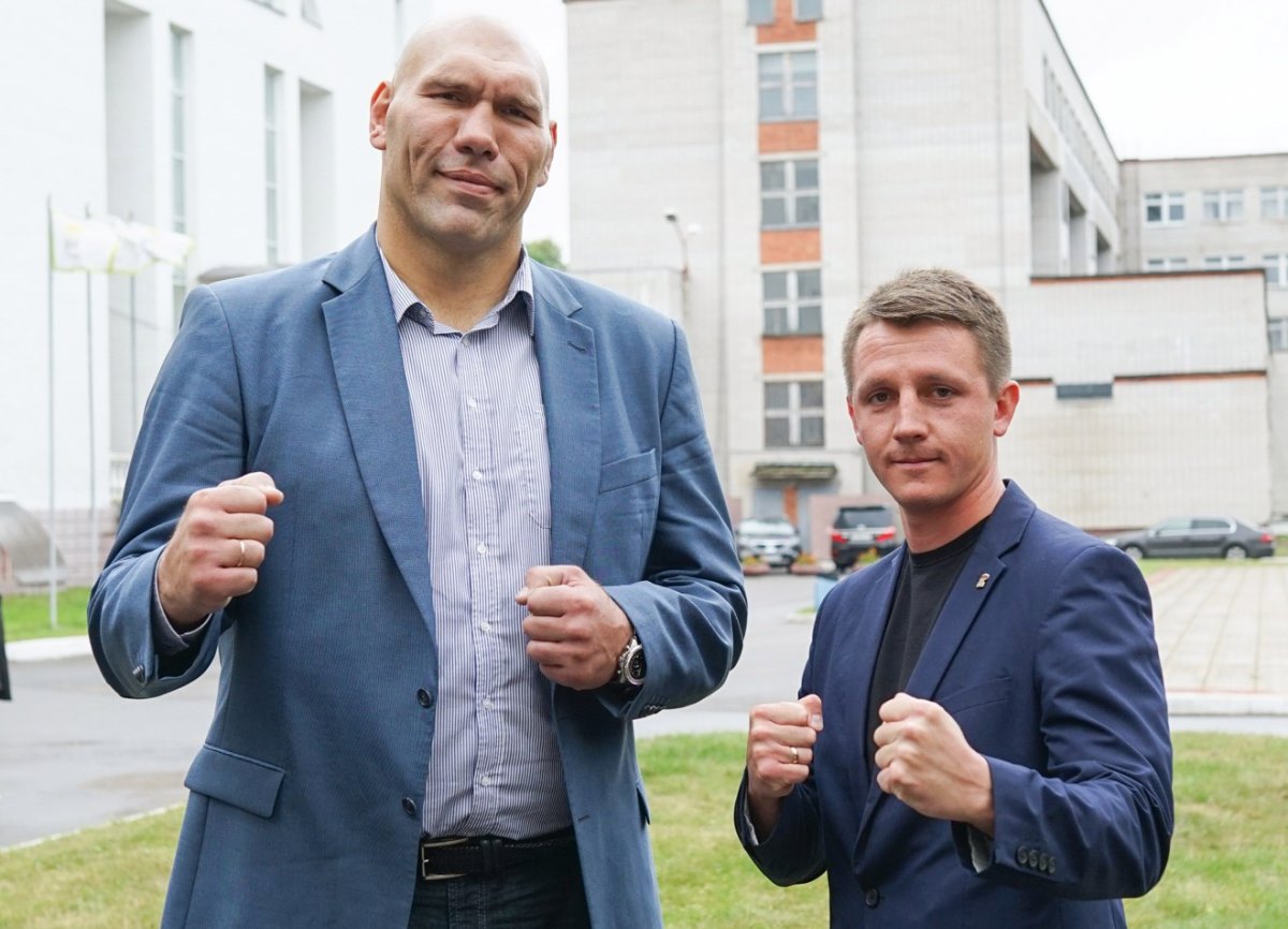 Депутат Тверской городской Думы сразился на ринге с бойцом из клуба «Легион»