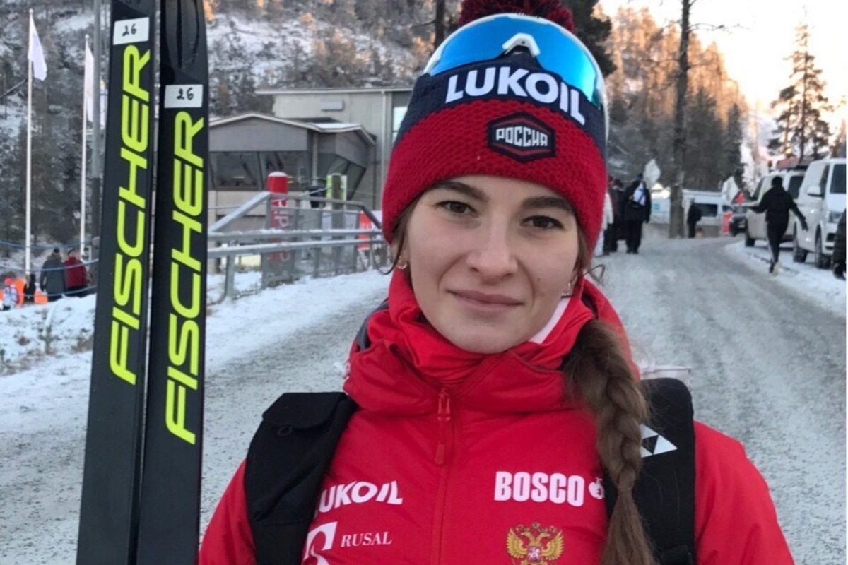 Наталья Непряева стала шестой на VIII этапе Кубка мира в скиатлоне