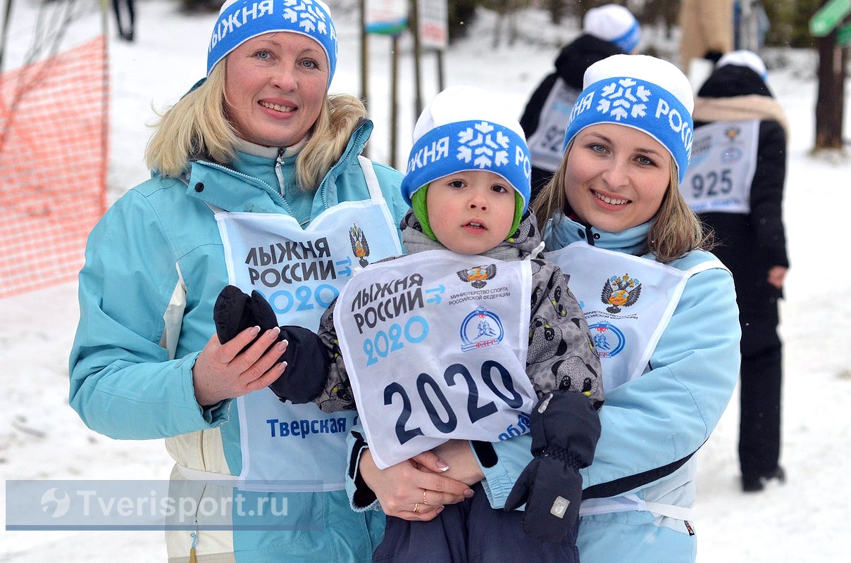 Снега, лыж и наград хватило на всех: под Тверью прошел региональный этап «Лыжни России-2020»