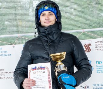 Давид Бегларян стал абсолютным чемпионом Верхневолжского марафона по лыжным гонкам