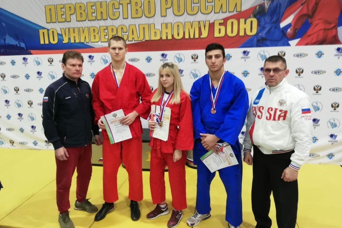 Универсальные бойцы из Тверской области завоевали четыре медали первенства России
