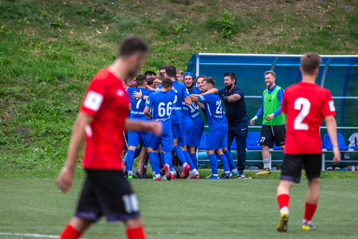 ФК «Тверь» после победы над «Смоленском» поднялся на вторую строчку в турнирной таблице