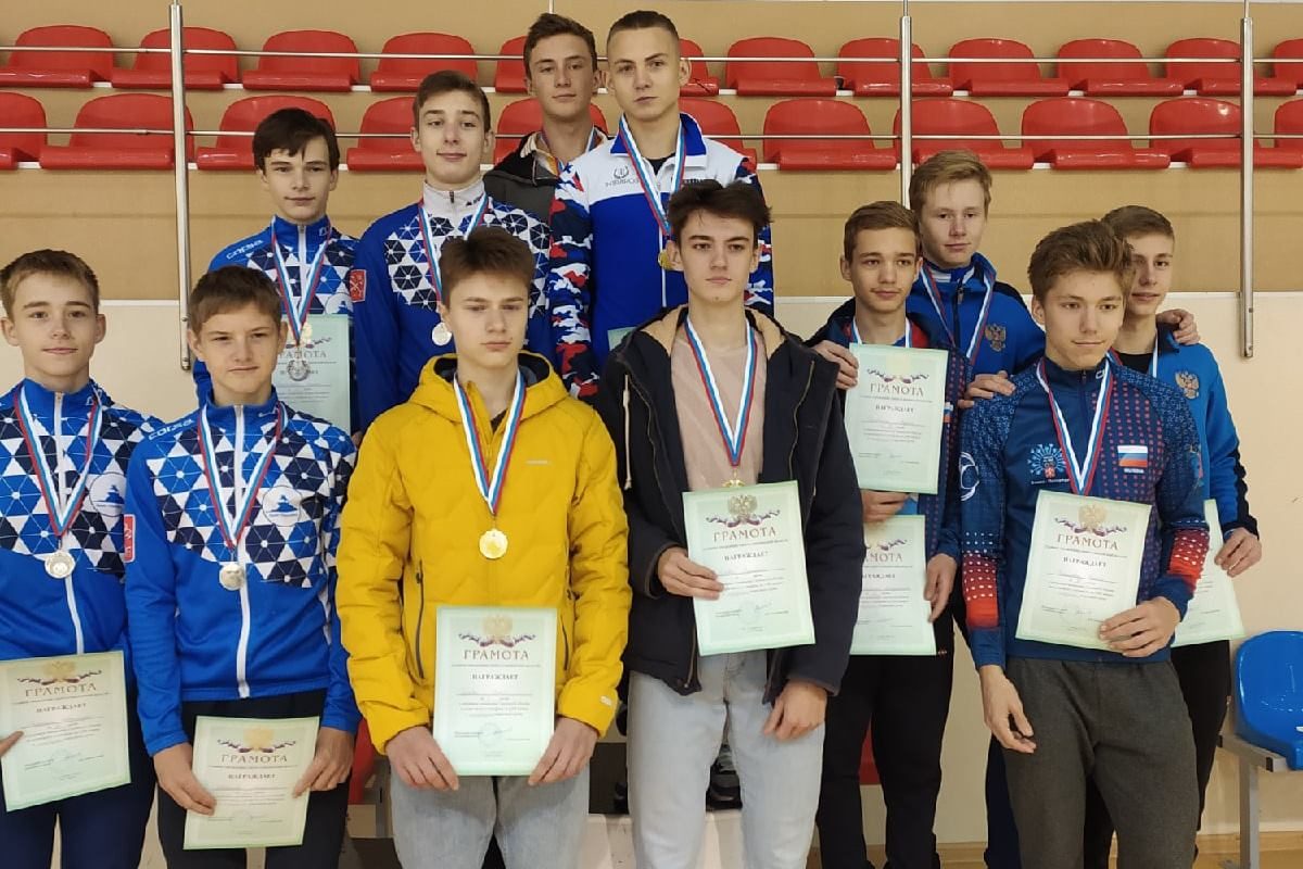 Тверские шорт-троекисты стали победителями межрегиональных соревнований