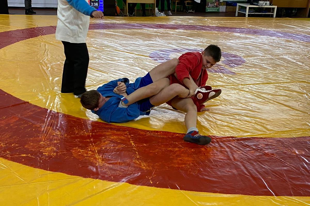 В Твери память о тренере собрала самбистов из разных регионов России