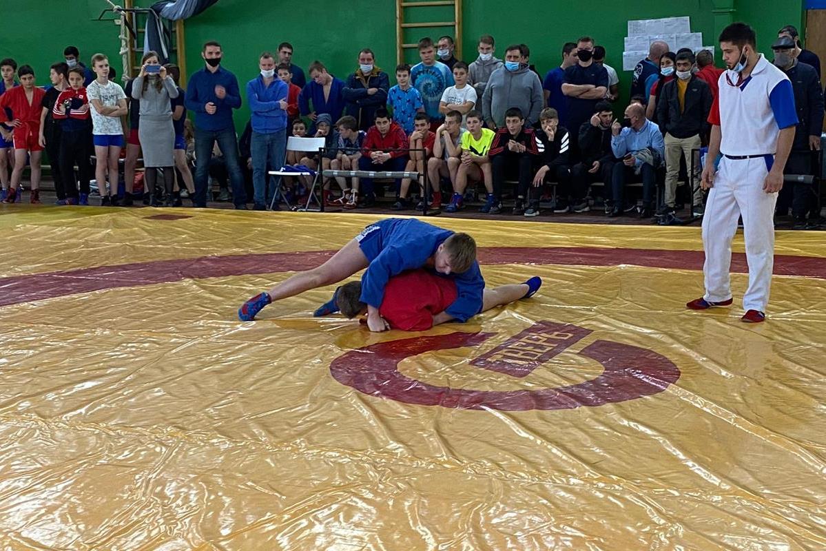 В Твери память о тренере собрала самбистов из разных регионов России